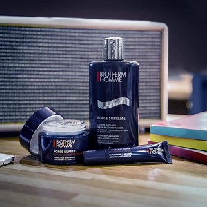 Combat the clock and look years younger with Biotherm Homme Force Supreme anti-aging routine. | Biotherm Homme