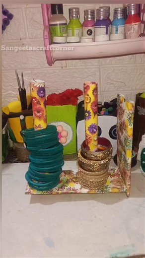 easy cardboard DIY bangle stand #craft idea 💡😀