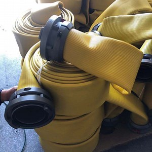 [Hot Item] High Pressure 6 Inch Rubber NBR Fire Inflatable Garden Layflat Hoses Used for Shipping with Stocklot