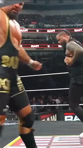 ⭐ Roman Reigns Saves The Usos in SHOCKING Bloodline Return! | WWE RAW 2025 #shortsfeed #USA