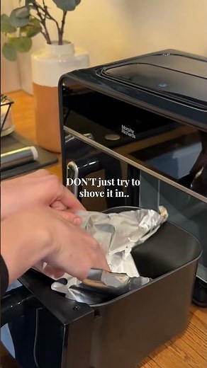 Tin foil in the Air Fryer? YES!! This hack is a game changer 🤩