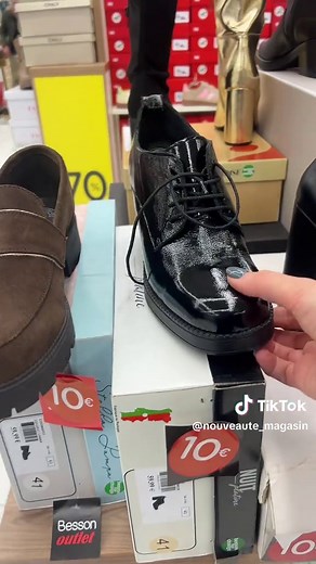 Grand destockage chez Besson : des paires à 10€ !