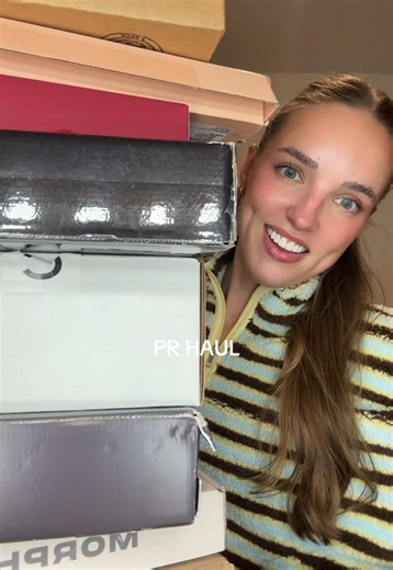 one of the best hauls yet i’m feeling so lucky and grateful!! POST UR VIDEOS!!! #prhaul @Morphe Cosmetics @byrosiejane @Innisfree US @Innisfreeofficial @carnerbarcelonaperfumes @Henry Rose @Tatcha @loréal paris usa @Smooch Body @anua_global @cocokind
