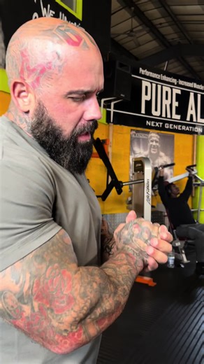 Mastering Arm Curls for Effective Muscle Training