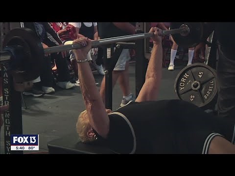 100-year-old woman deadlifts 165 pounds