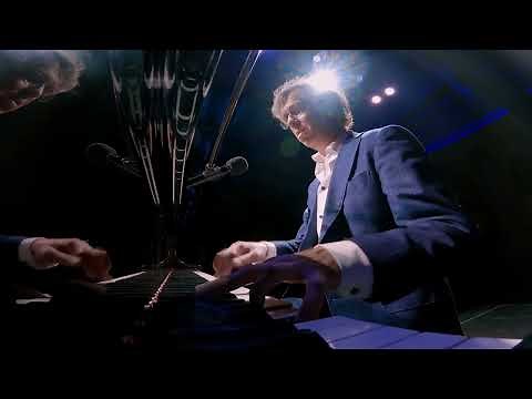 My Name's Ben Folds, I Play Piano - "Zak and Sara"