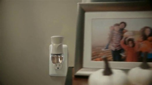 Air Wick TV Spot, 'Aromas festivos'