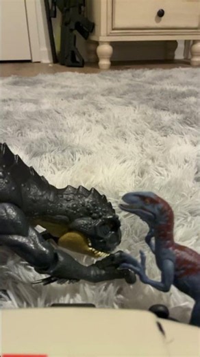 Bad grasshopper #dinosaur #jurassicworldevolution2dominionbiosynexpansion #viral