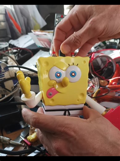 Exploring the Glitch Aesthetic in SpongeBob SquarePants