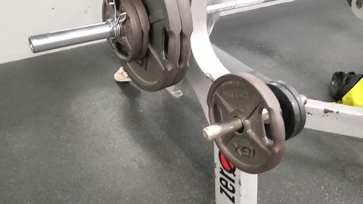 Just hit a new bench press personal record of 265 pounds for 9 reps!! #welyn #bench #lifter #powerlifting #powerlifter #benchpress #pr #fyp #gymtok #gym #bodybuilding #fitness