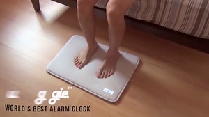Dieser Wecker zwingt jeden zum Aufstehen