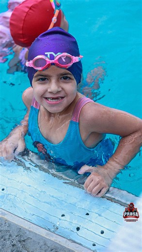 🏊‍♀️✨ Swimming Skills Showcase Day ✨🏊‍♂️ Our coach, Yelitza Torres and our students — from 1st to 4th grade — showed their parents all the skills they’ve learned through our swimming program. 🌊💪 We also had the special collaboration of our swimming team members and Melisa, who helped make this activity possible with her amazing support. 🙌 More than a demonstration… it was a celebration of growth, confidence, and progress in and out of the pool. 💫 —— 🏊‍♂️✨ Mi Primera Experiencia Acuática✨�