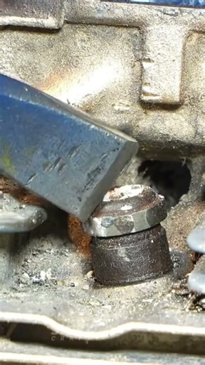 process and how to remove a dead bolt #machinerychannel #wood #amazingmachinery #woodworking