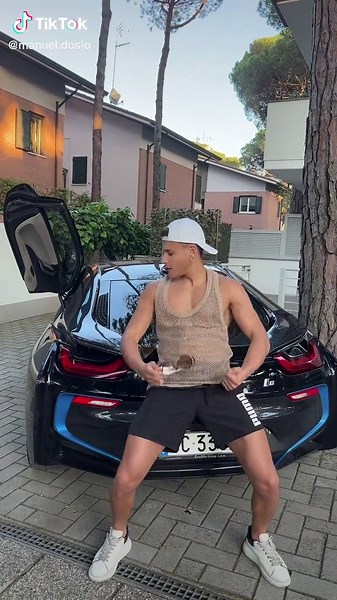 Manuel Dosio su TikTok