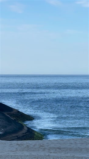 Itacoatiara Old School 🅡 on Instagram: "IOS SURFCHECK🅡 Quinta-Feira 15/01/2026 A praia é nossa, mas o lixo é seu !!! 🚮 Preserve o meio ambiente 🌳♻️🌴🌎 Respeite os locais🦎 Atenção as sinalizações (bandeiras) GMAR @salvamar_itacoa 🟩🟨🟥 #itacoatiara #niteroi #itacoaoldschool #itacoatiaraoldschool #itacoasupsurf itacoalimpa itacoatiarabeach itacoatiararj surfcheck surfreport preserve preserveitacoatiara nature meioambiente natureza riodejaneiro brasil aloha surf supsurf bodyboard bodysurf"