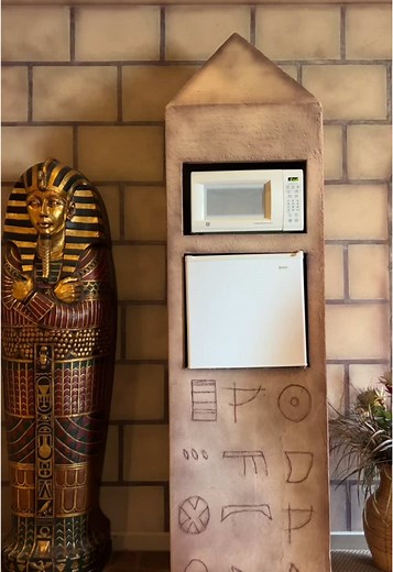 Explore Egyptian Themed Rooms at Destinations Inn