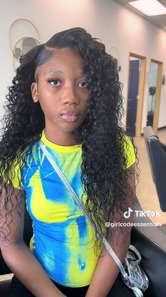 Can we say, AMAZING transformation on this beauty ?! 😍🔥 It’s been so long since anyone booked with curly hair, I love it ✨ Appointments Available Click the link in my bio 🩷🔥 #douglasville #douglasvillehairstylist #douglasvillehair #douglasvillebraider #douglasvillestylist #atlantahairstylist #hairtok #capcut #trendingsound #trendinghairstyles #sewin #luxurylife #backtoschoolhairstyles