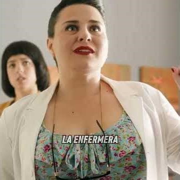 Me lavo las manos 800 veces al día🧼🤯#shorts #movierecap #comedy