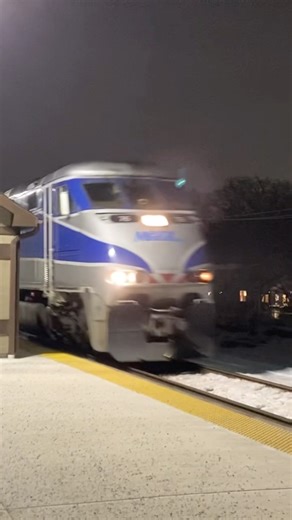 Metra outbound express at River forest