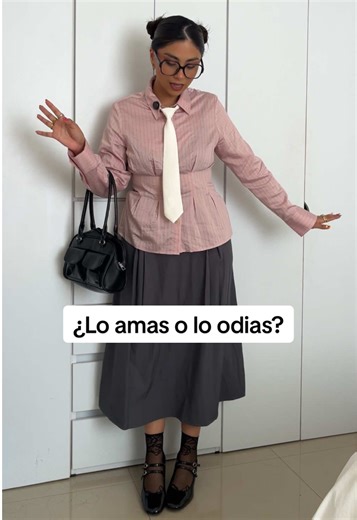 Barbie Corporativa: Outfit y Estilo Inspirador