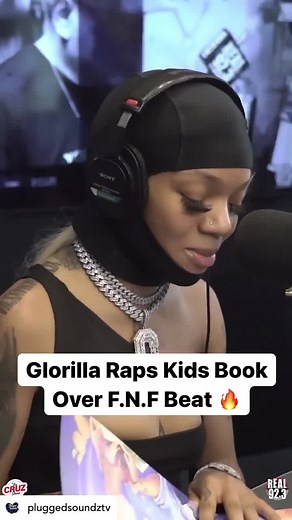 #Glorilla raps “Llama Llama Red Pajama” over the F.N.F beat 😂🔥 | Dj Money Mook