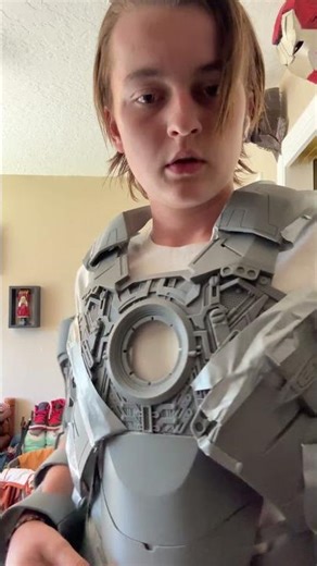 Trying on my homemade iron man suit #print3d #ironman