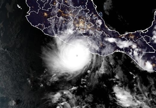 Hurricane Otis set to hit Mexico's Acapulco as Category 5 storm - The Weather Network