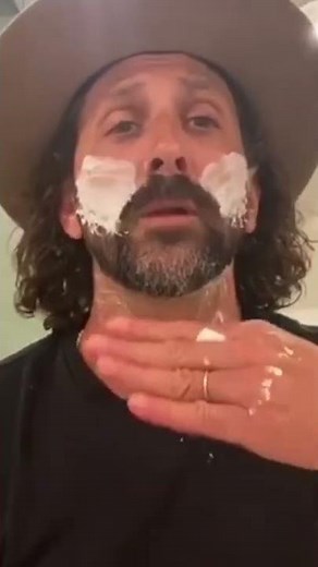 How to Shape Your Beard at Home | Gillette #Shorts