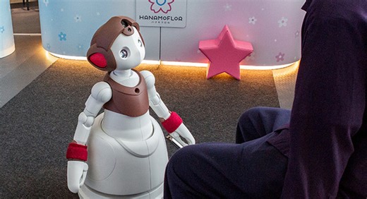 ソニーの子ども型見守り介護ロボット「ハナモフロル」ハナちゃんとの会話体験、癒されました♪　「Open Day」レポート(3) | ロボスタ - ロボット･AI情報WEBマガジン