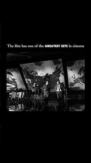 A masterpiece that laughs at humanity while exposing its deepest fears | Dr. Strangelove #cinema#fyp
