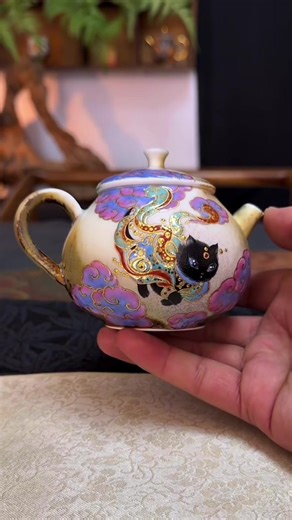 Dunhuang black cat series #cat #gilded #ceramics #tea #CapCut
