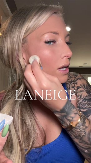 No filter needed 👏🏻👏🏻 The @laneige_us Neo Blurring Powder is all you need to set your makeup ✨ it’s giving a filter but IRL #blurringpowder #makeup #settingpowder #laneige #tiktokshopcreatorpicks