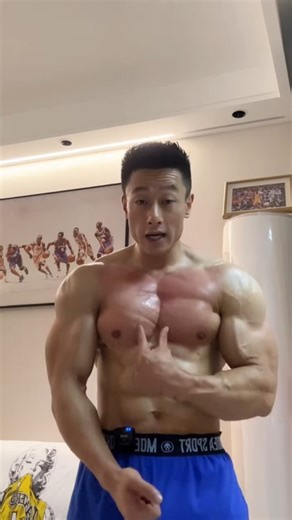 Resistance Band Workout Beginners Properly Train Their Chest? #chestmuscleworkout #shorts #ytshorts