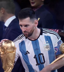 HAPPY BIRTHDAY Leo Messi ❤️‍🩹 Best kiss ever🗿 G.O.A.T🪄🗿 | Viral Goal Bits