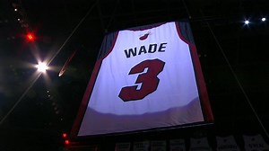 Chris Paul Reacts To Dwyane Wade's Jersey Retirement