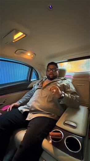 Jackpot Cars on Instagram: "✨ “*Maybach Style Luxury At An Unbelievable Value*.” 👑 *MERCEDES-BENZ S350 CDI — MAYBACH CONVERSION* *WITHOUT SUNROOF* *Where Executive Luxury Meets Timeless Prestige* 📅 2015 Model 👤 Single Owner 🛡️ Insurance Expired 📍 77,000 Kms Done 🚘 Tyres 70% 🔑 Dual Set of Keys Available 🎨 Dual Tone Colour Car ✨ Immaculate Condition Car ❌ No Work Required — Ready to Drive ⭐ *Key Features & Highlights* • 3.0L V6 CDI Diesel Engine — Silky Smooth Power • Automatic Transmissio