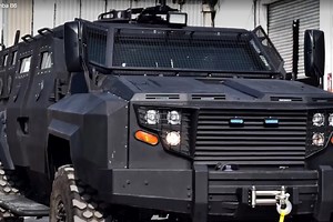 The Mexican Black Mamba B6 continues to surprise the world with its strong armor