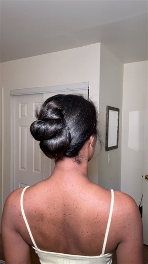 Hairstyles for flat iron curls | Updo | Bun