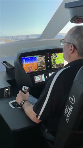Cirrus SF50 Simulator
