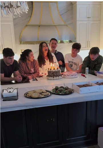 Lisa's Birthday Celebration: Family, Food & Laughter