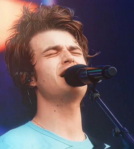 "THIS WOULD BREAK THE FANDON" - Stranger things ending edit