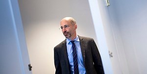 FBI investigates Biden's U.S. envoy for Iran Rob Malley - report - i24NEWS