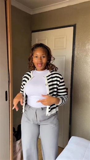 Siphesihle Tshabalala on Instagram: "Seamless way to clear out space using PicSlide #picslide @picslide.official"