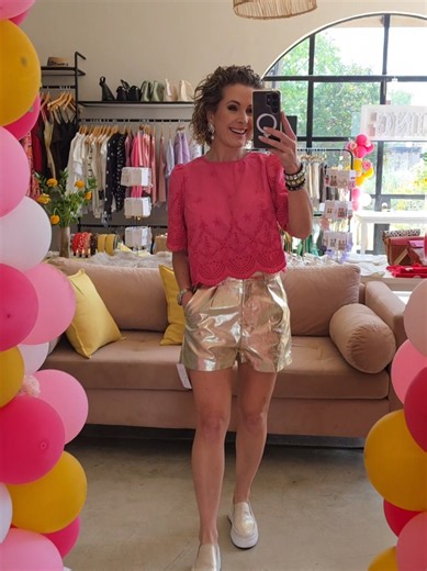 Lu-May Exclusive Wear try-on: best outfit ideas