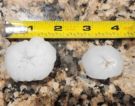 PHOTOS: Severe weather hits Chicagoland with storm damage, hailstones