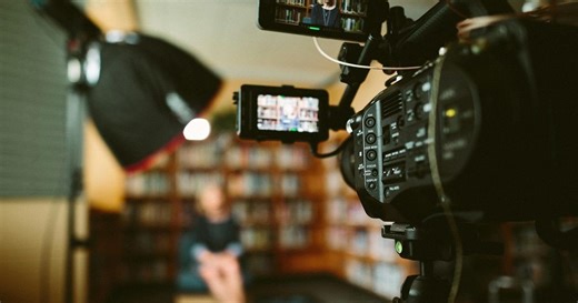 Illinois Quick Hits: Governor announces green tax credits for film and TV