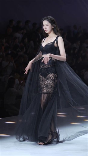 4K深圳内衣秀#runway #fashionshow #underwearfashion #란제리 쇼#ランジェリーショー #中國女#Lingerie