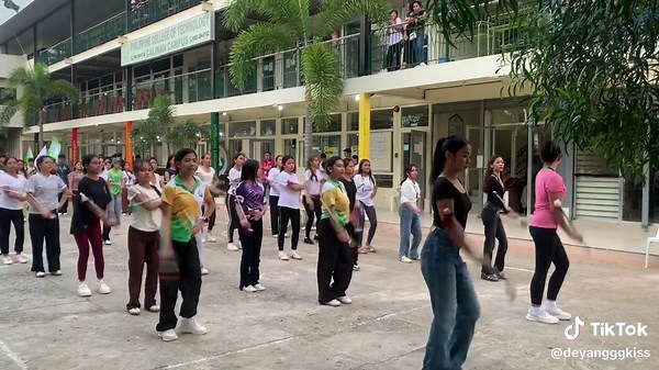 practice marching et HAHAHAHA#fyppppppppppppppppppppppppppppp