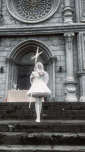 Exploring Gothic Fashion Trends This Halloween