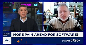 Technicals are set up for disappointment in tech, says Renaissance Macro's Jeff deGraaf